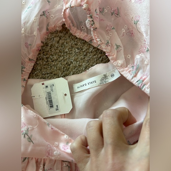 Altar’s State pink floral dress - Picture 5 of 5